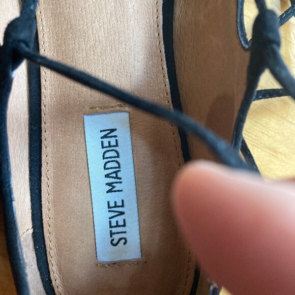 Steven Madden, Black Suede Ballet Flats, Size 10 - Picture 3 of 5